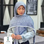 روسری کشمیر طرح CK - تصویر 6
