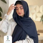 شال سورمه ای کشمیر طرح برند - تصویر 12