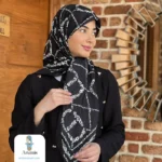 روسری ابریشم ژاکارد طرح دار مشکی سفید - تصویر 6