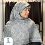 روسری تابستانی طرح مایکل کورس - تصویر 4