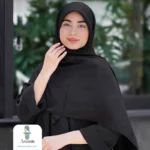 روسری مشکی طرح برند قواره 140 - تصویر 3