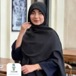 روسری تابستانی طرح مایکل کورس - تصویر 8