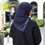 روسری قواره ۹۰ طرح گل - تصویر 3