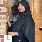 روسری کشمیر مشکی طرح مارک های متفاوت - تصویر 6